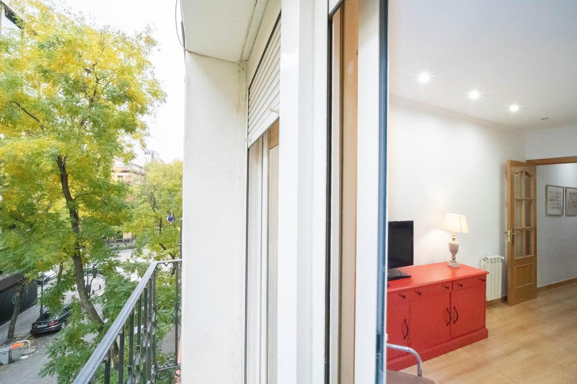 Apartamento Con Encanto Y Luz En Pleno Centro Madrid Buitenkant foto